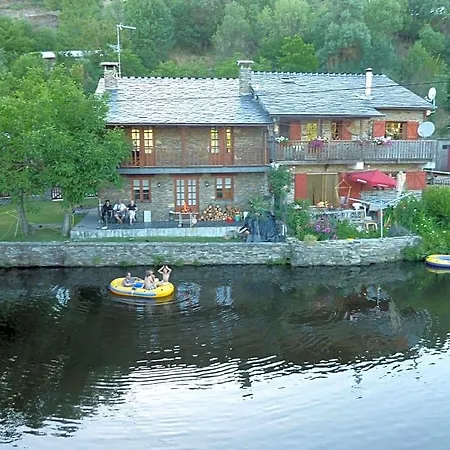Casa Da Ponte Aveleda e Rio de Onor